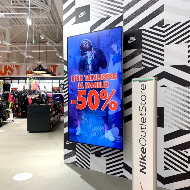 Nike Outlet Lasnamäe Centrumis, digitaalsed reklaamipinnad, Ledzep Group