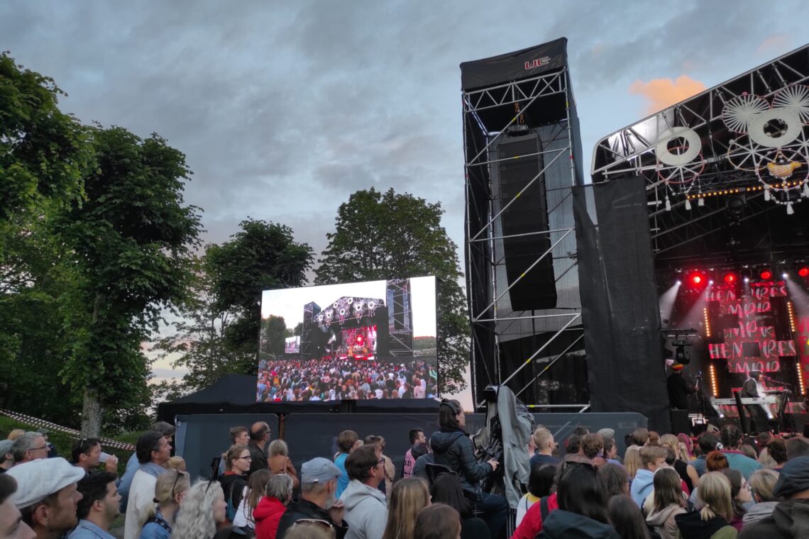 Viljandi Folk 2022, Ledzep Group, mobiilne LED treiler, mobiilne LED ekraan, LED ekraani rent