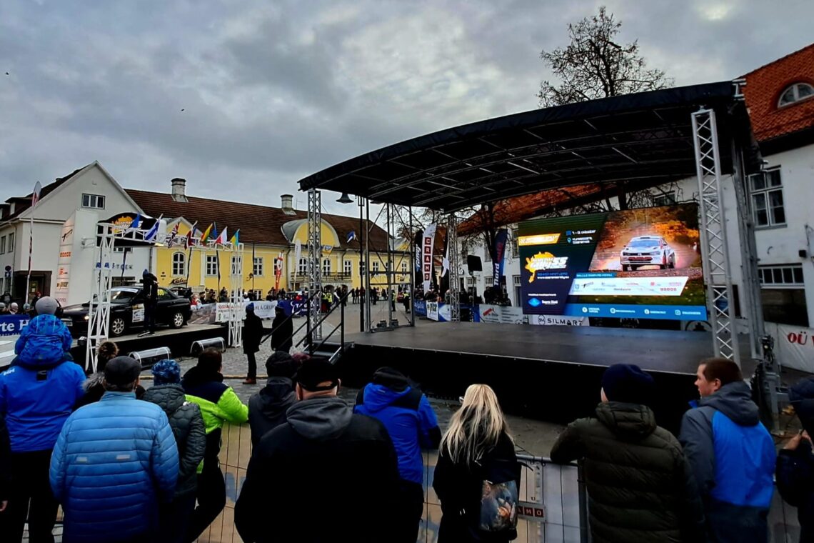 Saaremaa ralli. Ledzep Group. LED ekraanid. Mobiilne LED ekraan. Mobiile LED treiler. Ürituste tehniline teenindamine.