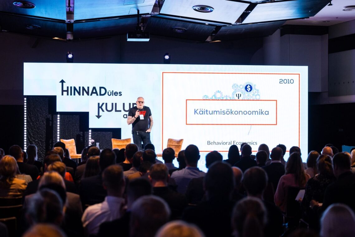 Konverents Müügijuhtimine 2022, Swissotel, Ledzep Group, sündmuse täislahendus, sündmuse tehnilised lahendused, sündmuse tehniline teenindamine, ekraanilahendus üritusele, ekraanid üritusele