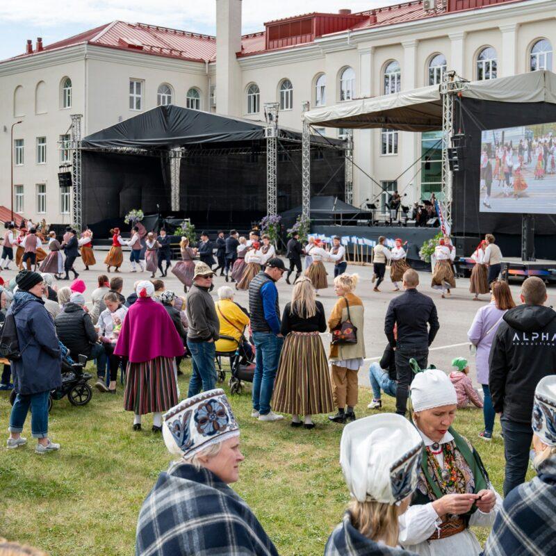 Saku valla 14. Laulu- ja Tantsupäev, Ledzep Group, mobiilne LED treiler, Mobiilse LED treileri rent, ratastel LED ekraan