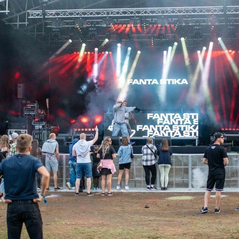 Eesti Hip Hop Festival 2023, Ledzep Group, Elva, LED ekraanid, LED moodulid, LED ekraanide rent, ekraanilahendus üritusele, LED ekraan